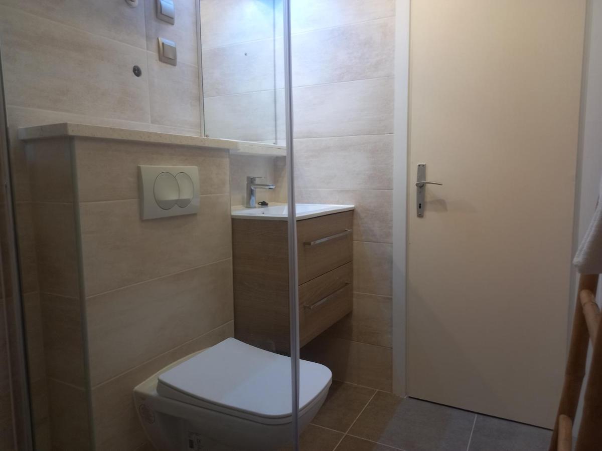 Apartment Karmen Sumartin Εξωτερικό φωτογραφία